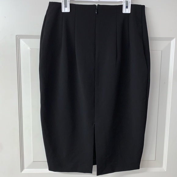 Express NWT Black Slightly Stretchy Lined Pencil Skirt sz 4 - Picture 2 of 9